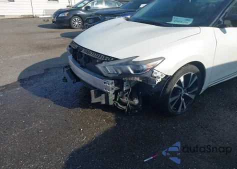 2017 Nissan Maxima 3.5 Platinum z USA, uszkodzony, nr VIN 1N4AA6AP5HC442854